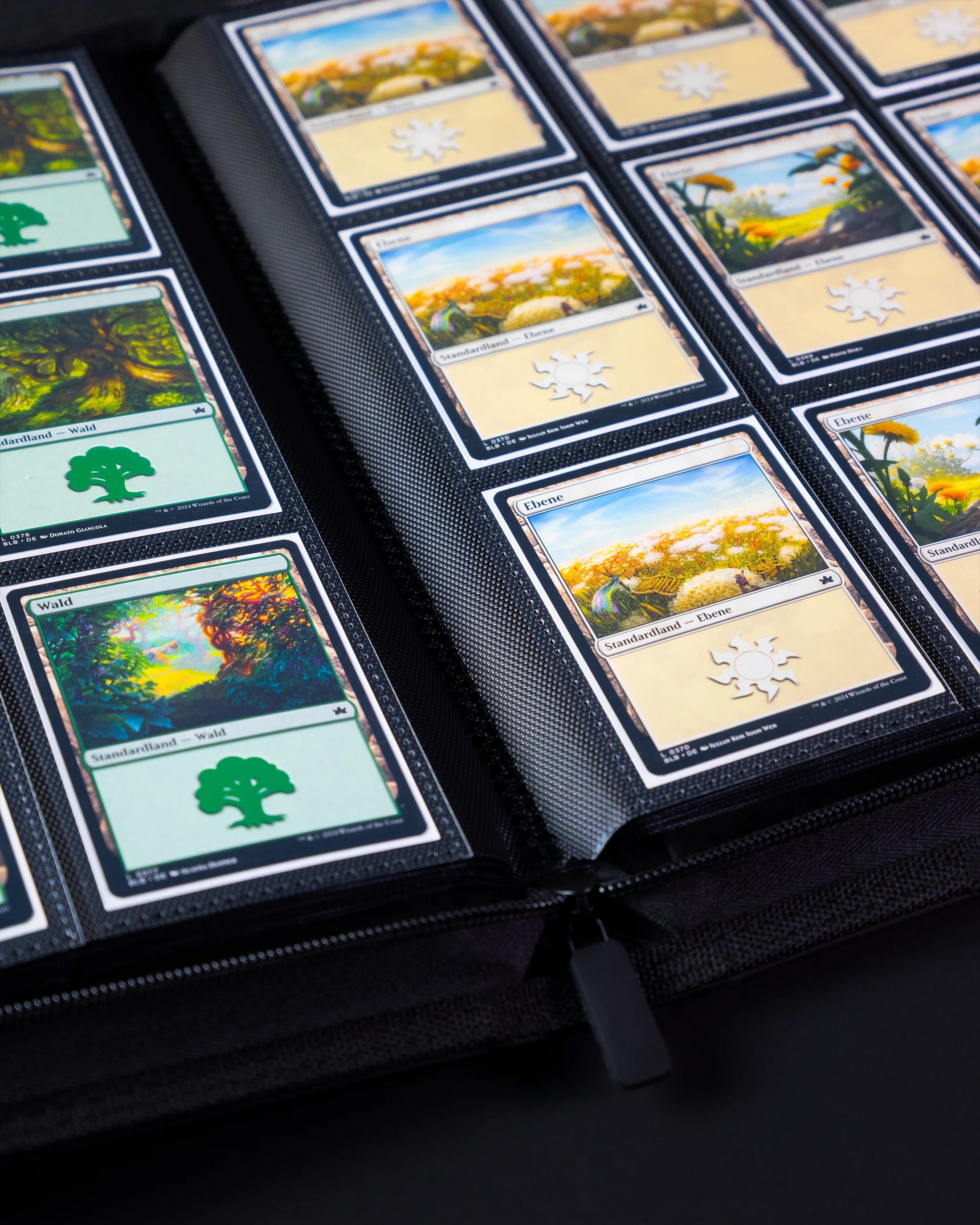 Blood Oni 9P Card Binder
